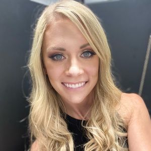 Meet your Posher, Shelby